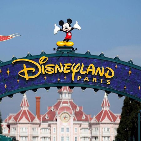 La Royaute A 22 Min De Disneyland Et Center Parcs Meaux Bagian luar foto