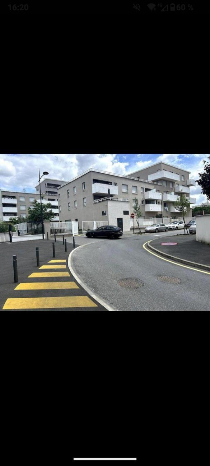 La Royaute A 22 Min De Disneyland Et Center Parcs Meaux Bagian luar foto